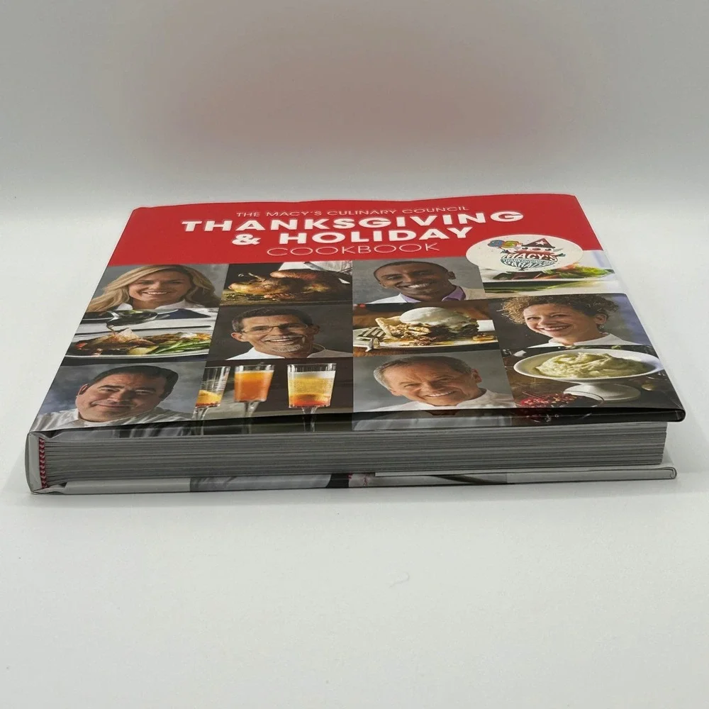 Macy's Culinary Council Thanksgiving Holiday Cookbook Hardcover 2011 Illustrated